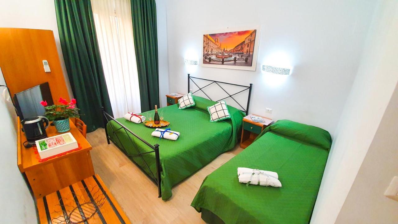 Pensión A Casa Simpatia - A Richiesta Parcheggio Gratuito ! Roma